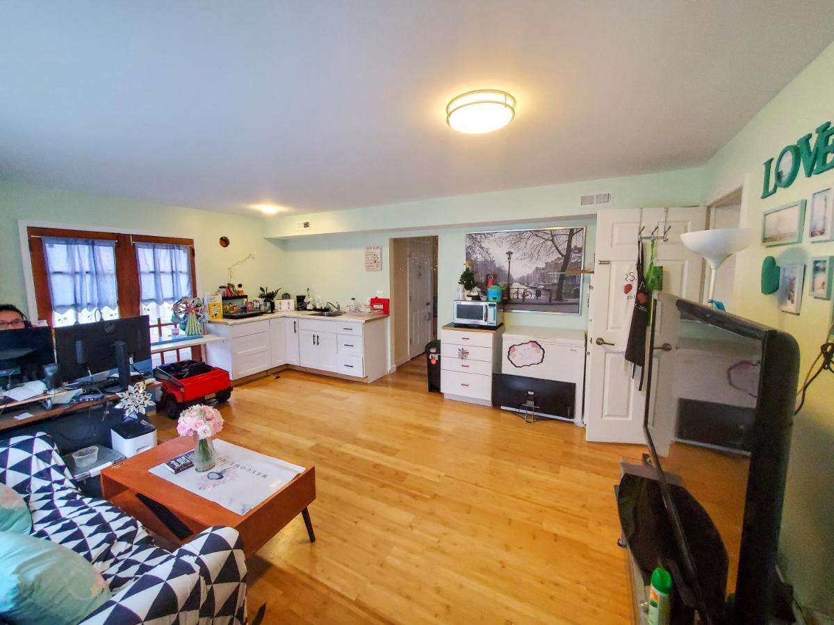 5 Star Room2/Close To Everything/5 Min Walk Metro/Rockville Town Center Exteriör bild